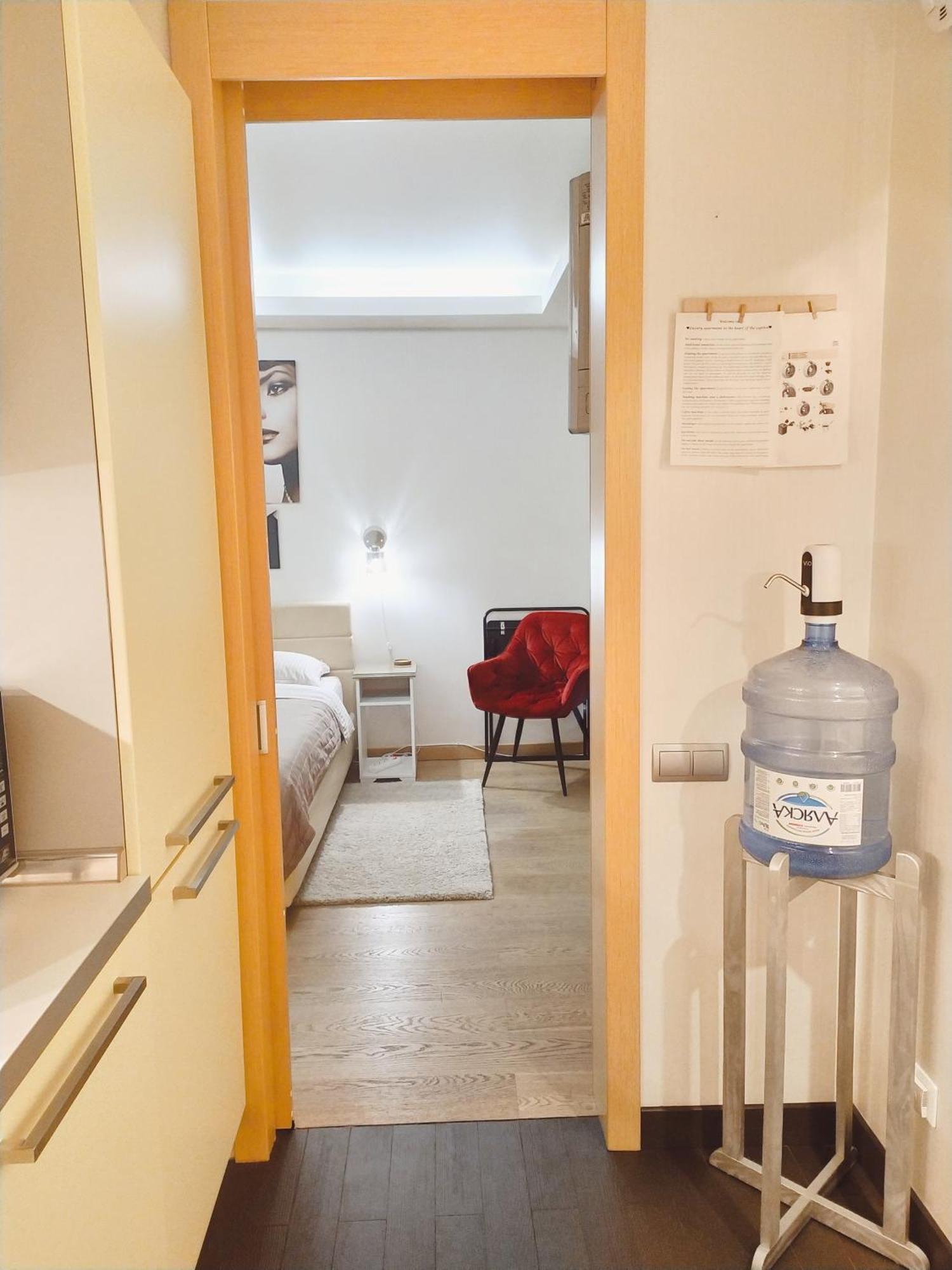 Luxury Apartment In The Heart Of The Capital Київ Екстер'єр фото