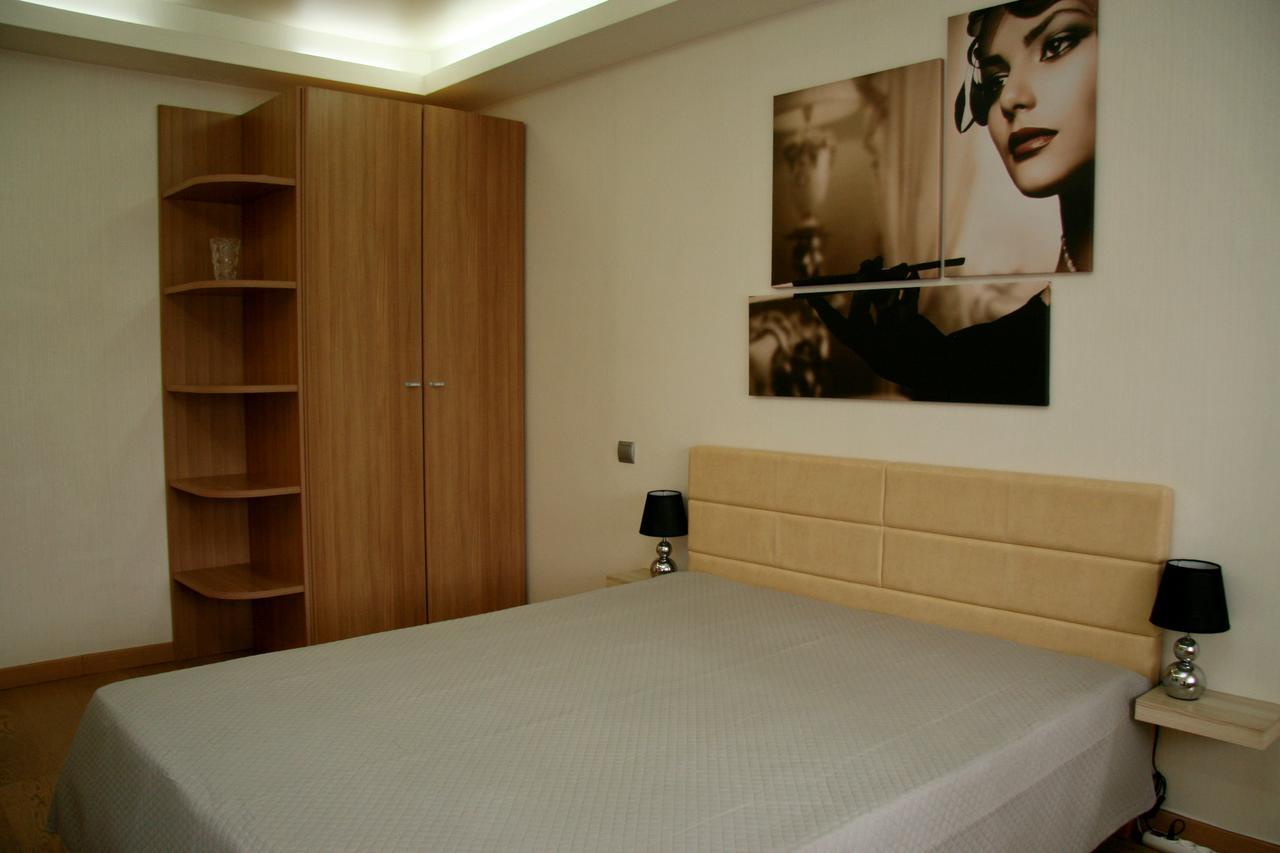 Luxury Apartment In The Heart Of The Capital Київ Екстер'єр фото